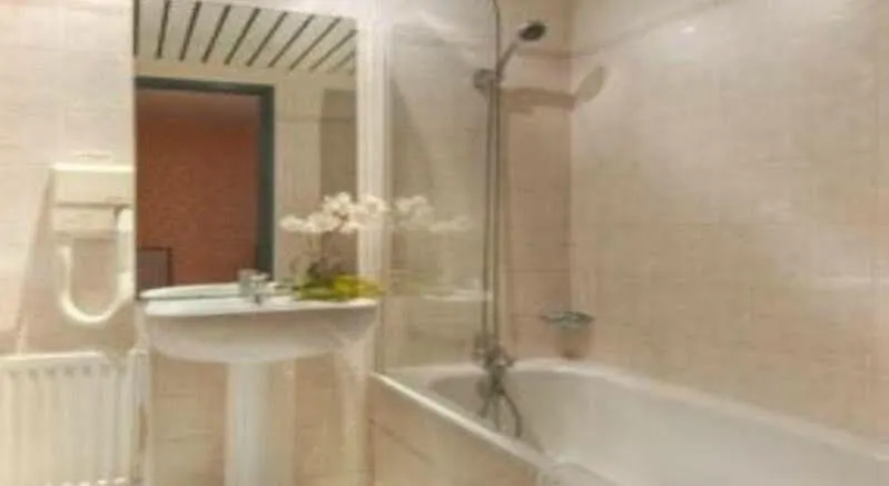 French Theory Hotel Paris