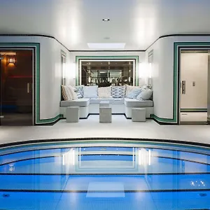 Eiffel Blomet Hotel