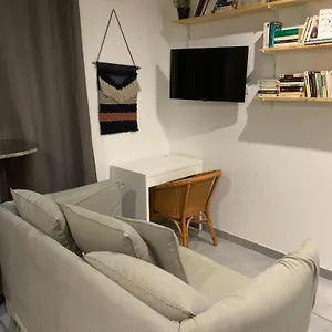 le-chartreuse-rent4night-grenoble.hotels-rhonealpes.com/